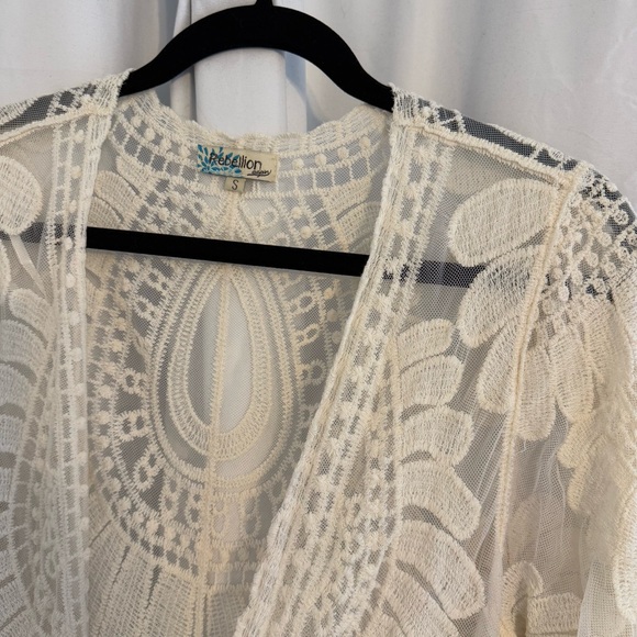 Boho Lace Kimono Duster Cardigan Cream Floral Crochet Open Front Women’s Small - Picture 7 of 9